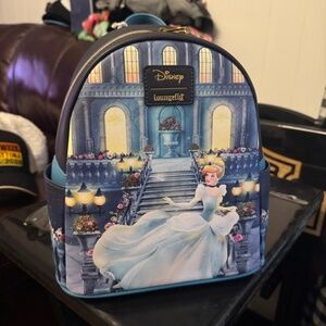 NWT Disney Princess Snow White Loungefly Mini Backpack